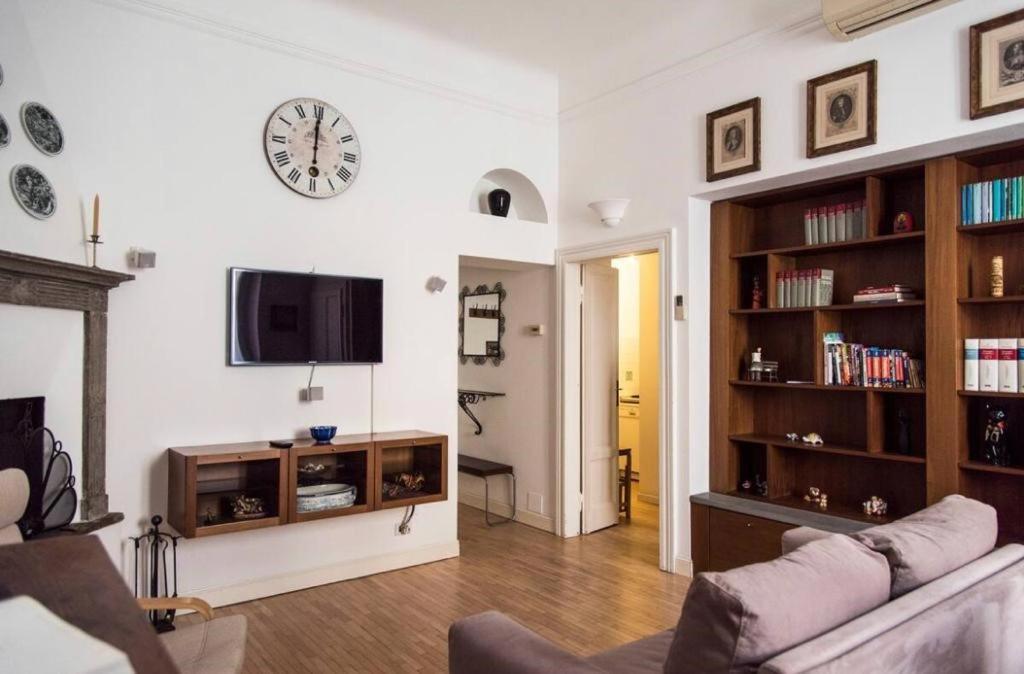 Joivy Classic Flat Near Basilica Di Sant'Ambrogio Apartment Milan Luaran gambar