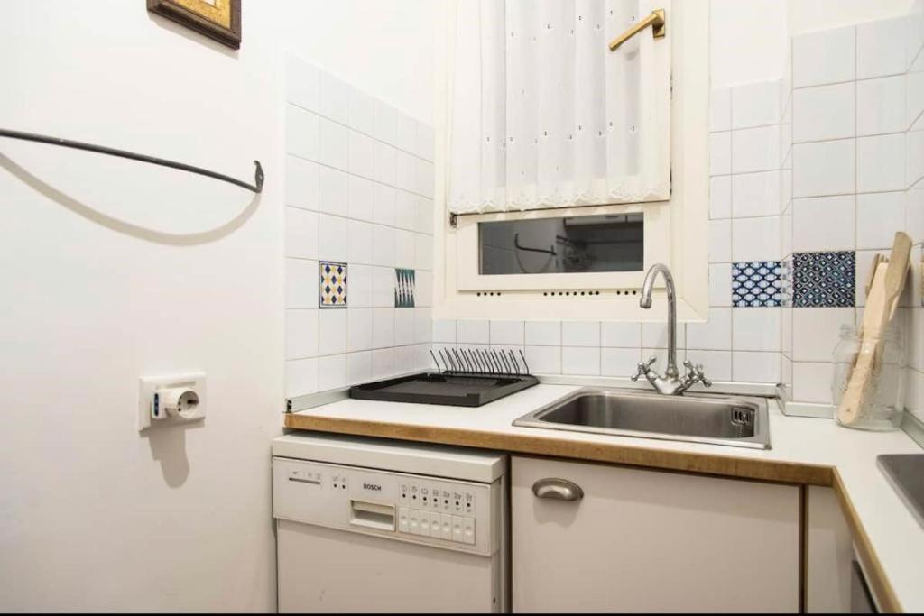 Joivy Classic Flat Near Basilica Di Sant'Ambrogio Apartment Milan Luaran gambar