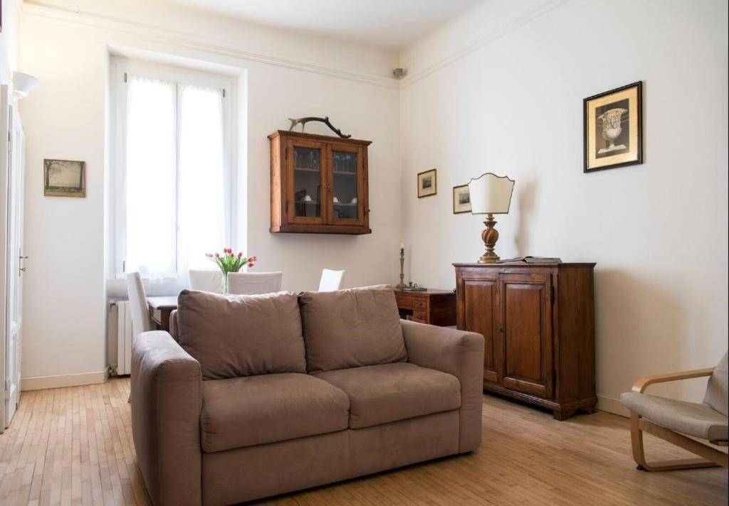 Joivy Classic Flat Near Basilica Di Sant'Ambrogio Apartment Milan Luaran gambar