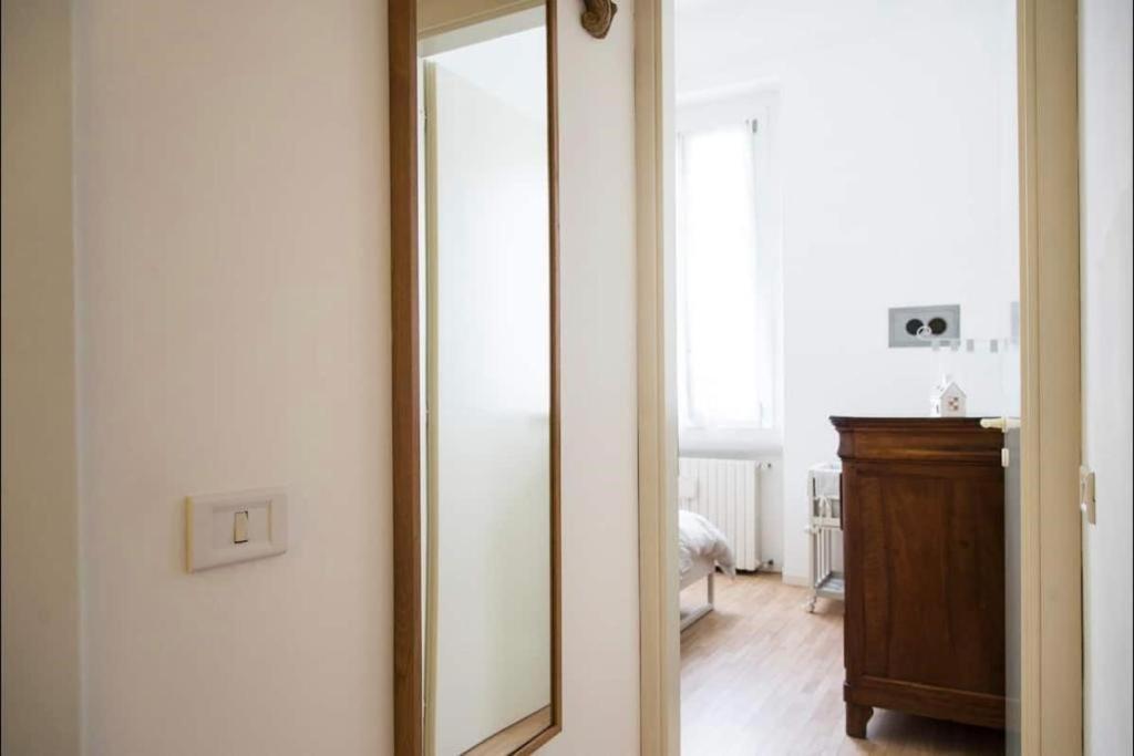 Joivy Classic Flat Near Basilica Di Sant'Ambrogio Apartment Milan Luaran gambar