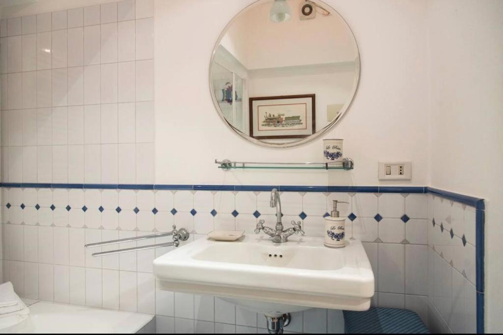 Joivy Classic Flat Near Basilica Di Sant'Ambrogio Apartment Milan Luaran gambar